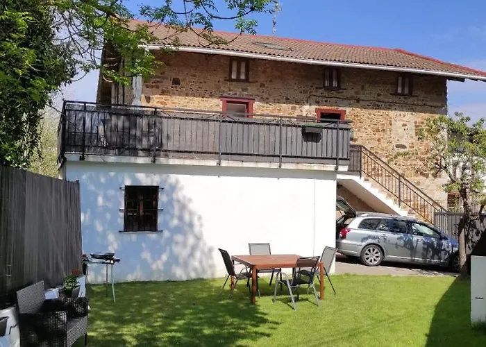 Alojamiento Rural, Jardin, A 25 Minutos De Bilbao, Parking Gratuito